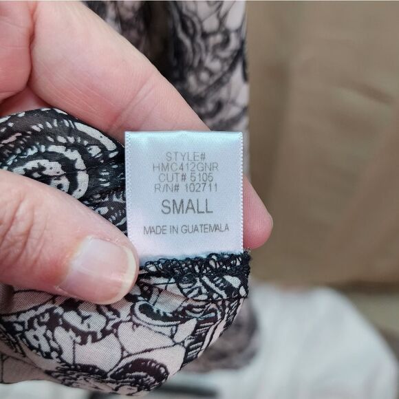 Harlowe & Graham Pale Purple High Neck Keyhole Blouse Size Small - Picture 6 of 10